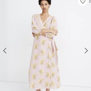 Linen-Blend Ruffle- Cuff Wrap dress in Dutch Dandelions Size small